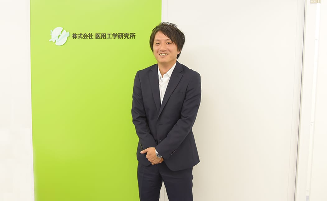 thumnail:株式会社医用工学研究所さまの事例取材風景